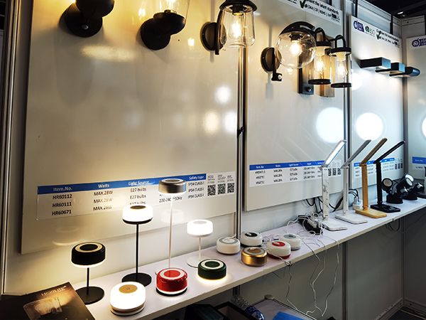Den 15. december 2023 deltog i Hong Kong Spring Lighting Exhibition